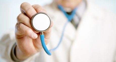 Vous allez sous les tropiques ? Lisez les conseils de santé !