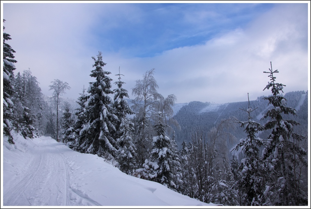 Montagne, hiver, neige et ski en République tchèque