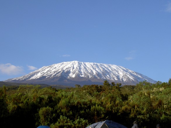 Mt._Kilimanjaro_12.2006